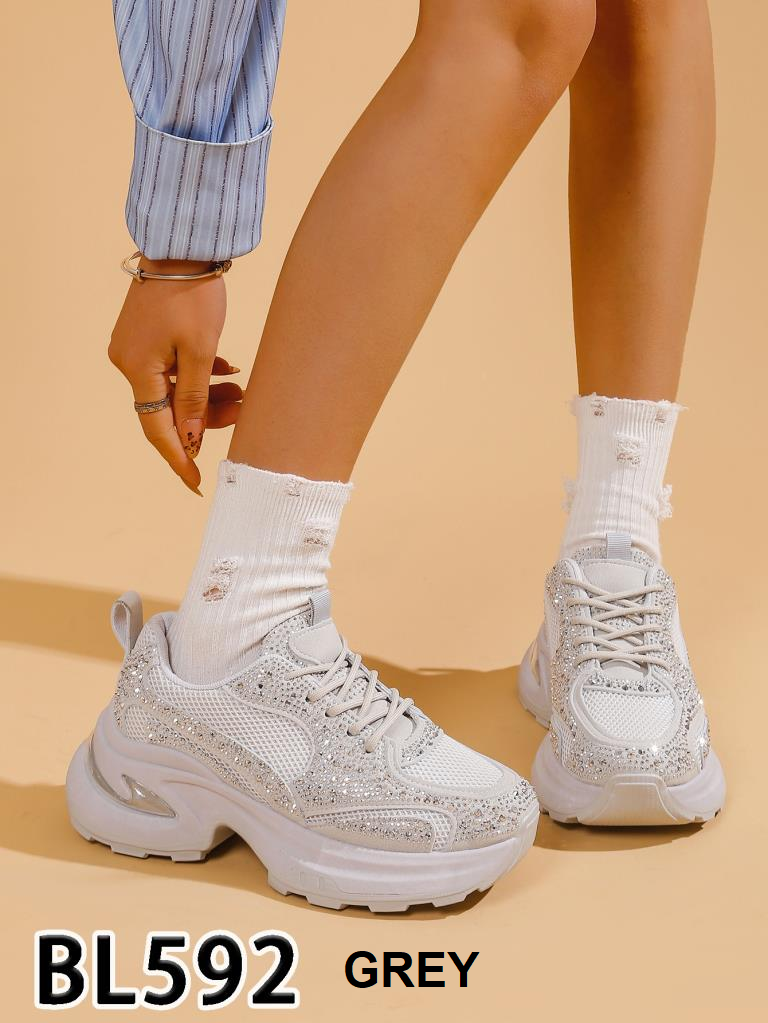 Buty sportowe damskie Roz 36-41 / 12 par 1